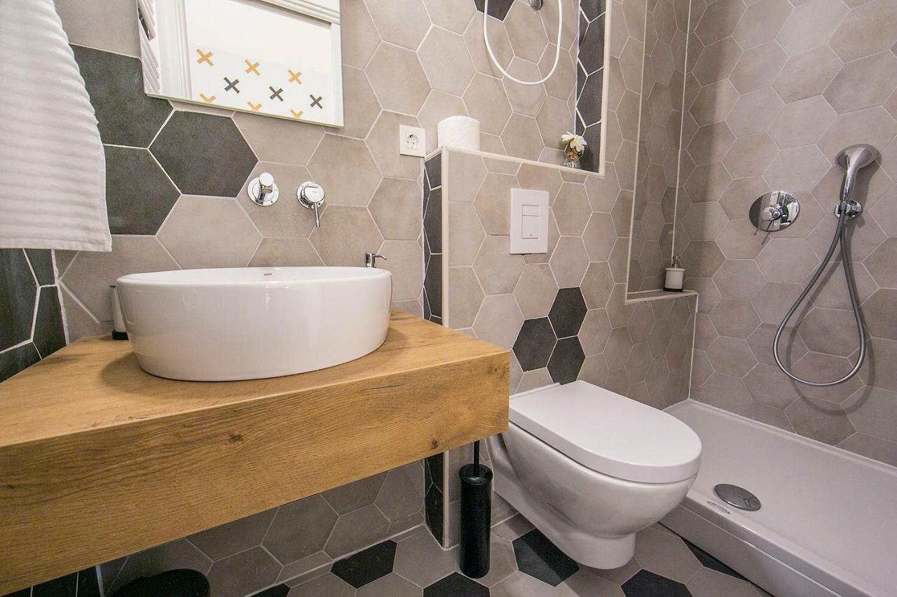 Rooms Nela Split Eksteriør billede